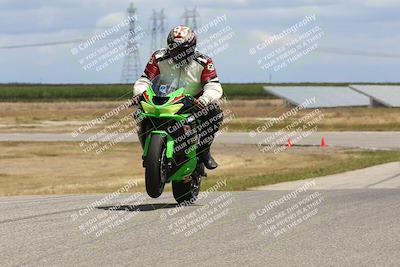 media/Apr-26-2024-TrackDaz (Fri) [[c4b677d280]]/B Group/120pm (Wheelie Bump)/